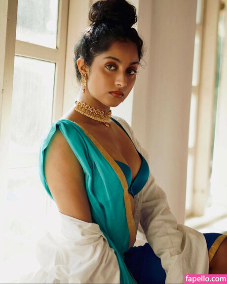 Aathira Rajeev star free pics