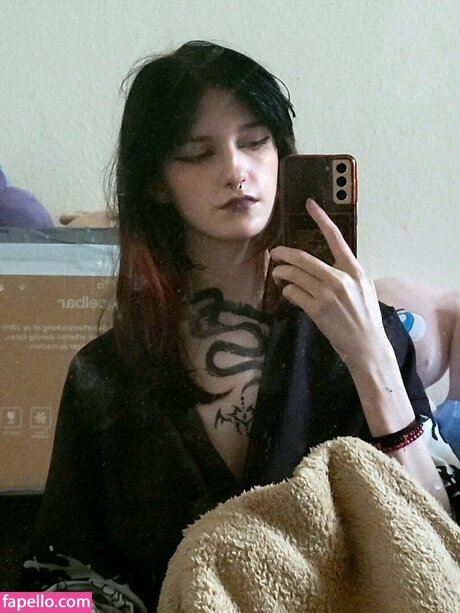 Sm0ltiddym0thgf pornographic model galleries