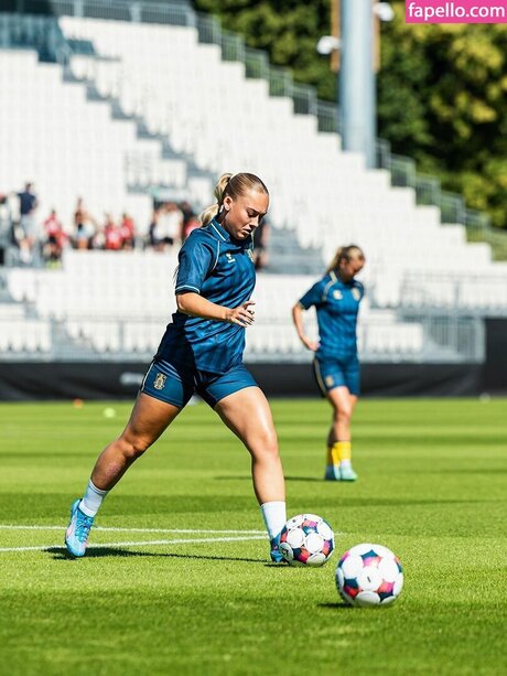 Julie Jorde xxx star photos