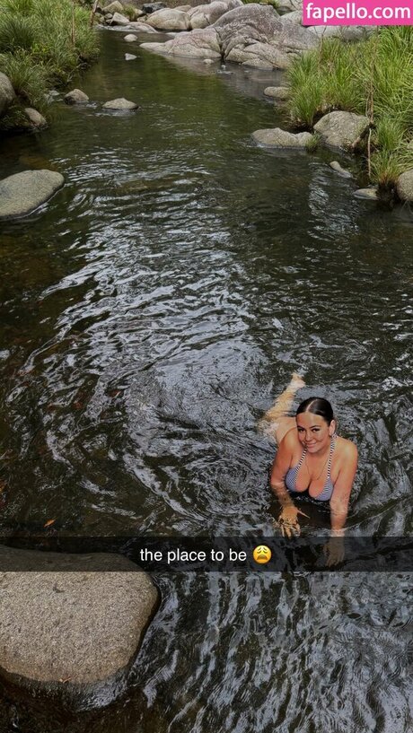 maddiewort_ model top pics