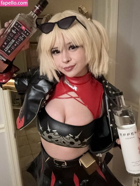 Saltedfishcakes sex star img