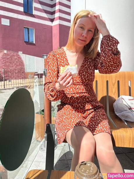 Brie cattii model nudes pics