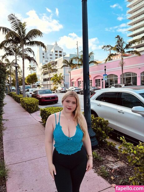 Sadie Stone model nudes photos