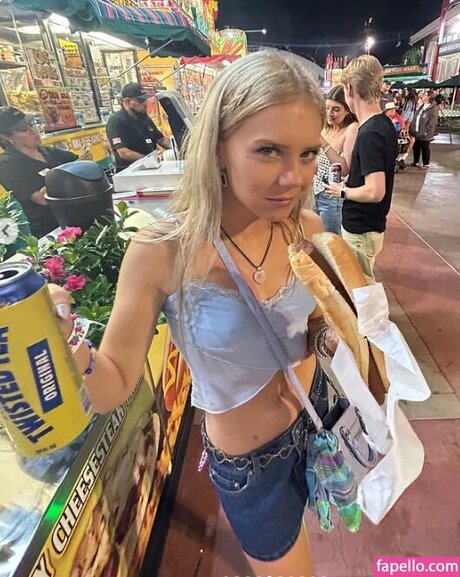 Mary Kate Willis pornstar xxx photo