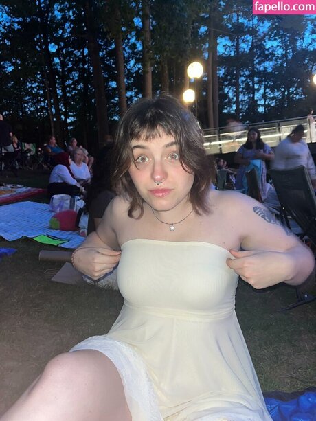 Jasmine Doobert free actress photo