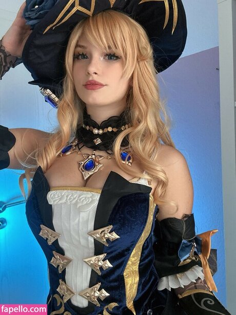 Avygenki high quality actress pictures