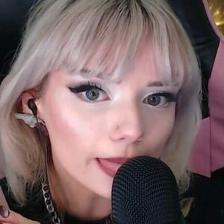 Emma s MySpace erotic actress archive