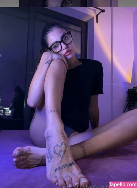 xoroxenne model nice pic