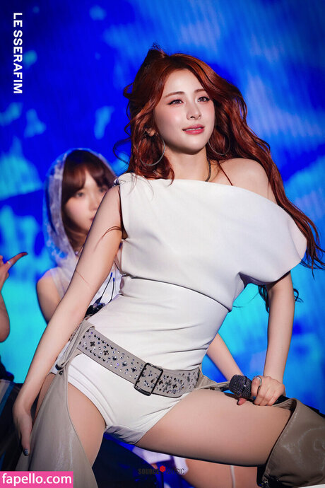 Huh Yunjin_ profile image