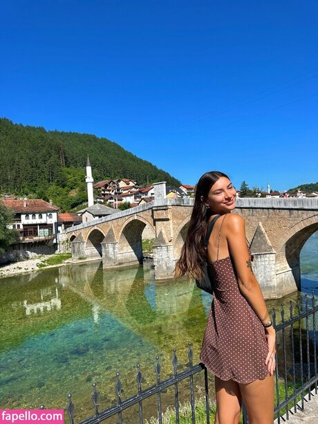 Req Cassadventures naked model photos