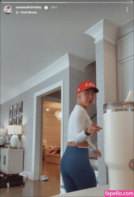 Savannah Chrisley nude pornstar galleries