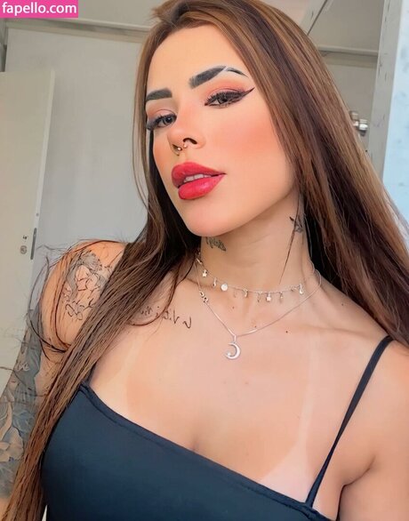 Kaah Muniz model sexy archive