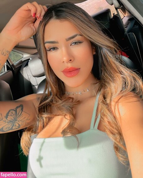 Kaah Muniz pretty model pics