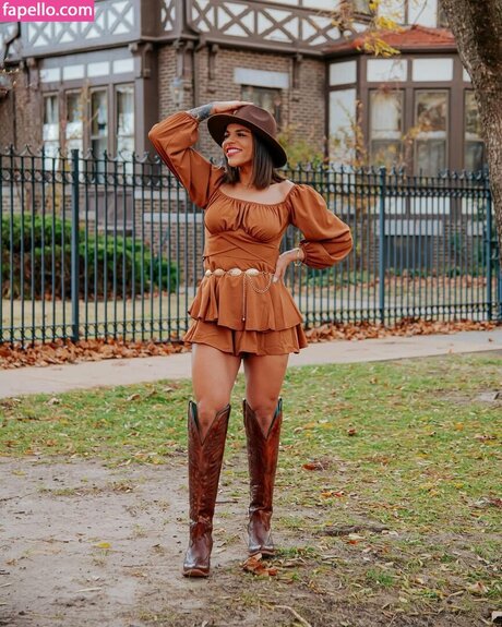 Amber Reacts nudes star gallery