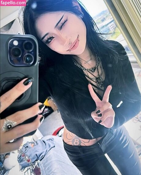 eggspringroll art star gallery