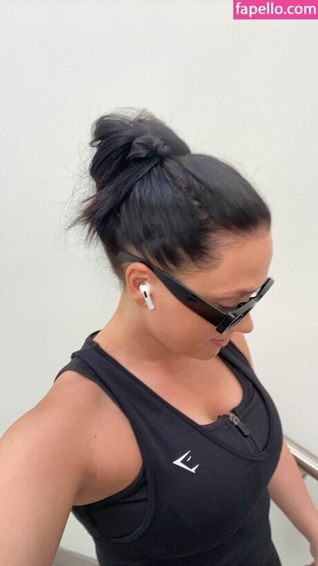 Alexandra Hetland Johnsen star exclusive img