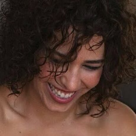 Cantora Flora Matos star nude pictures
