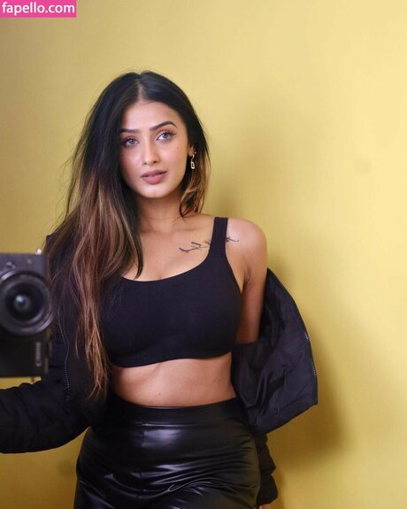 Shambhavi Singh perfect pornstar image