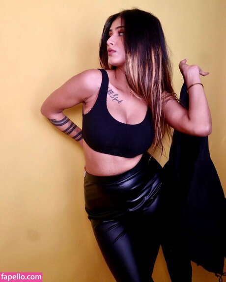 Shambhavi Singh hot pornstar galleries