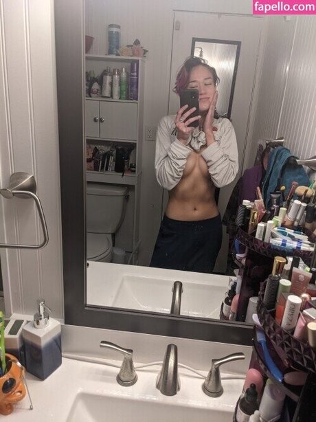 Queen Tofu model hd img