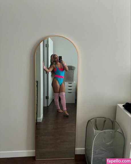 Thea Hail pornstar perfect archive