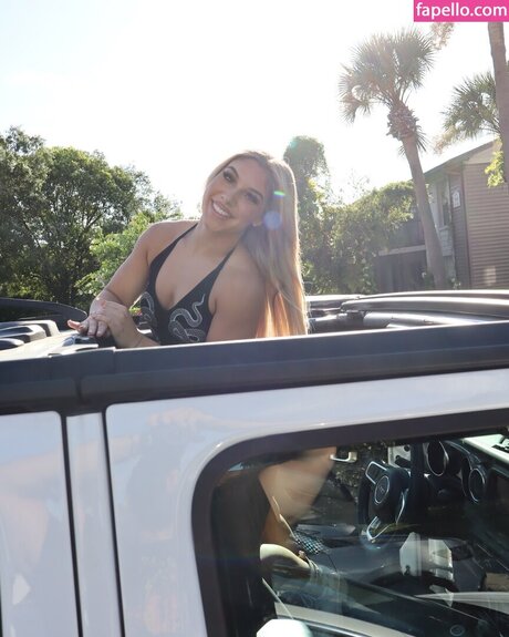 Thea Hail pornographic model galleries