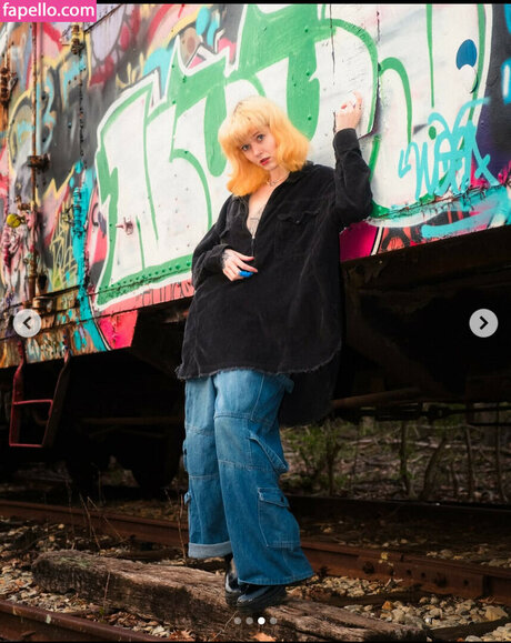 Imgiannasmith hot actress pic