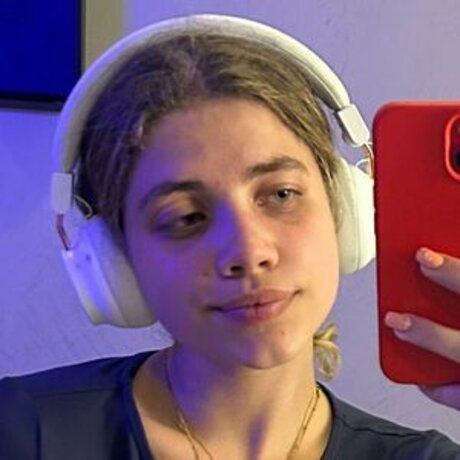 Mila Refacho naked model pictures