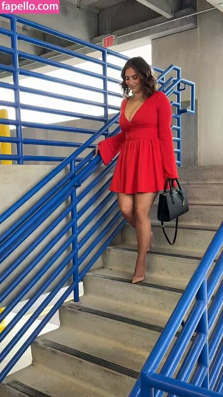 Kellymonroelife nude actress archive