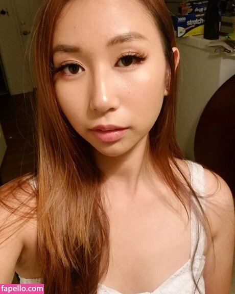 Sophia Phan top star photo