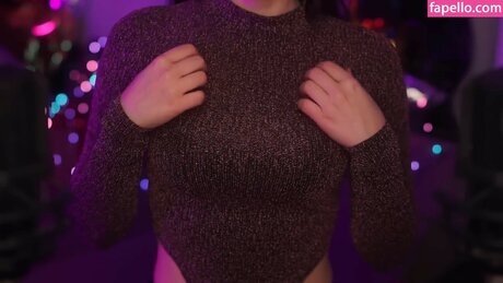 HeyHelen ASMR pornstar free pics