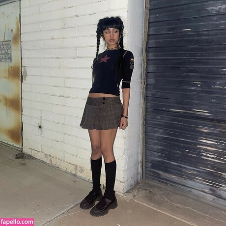 Aislinn Ritchie exclusive actress pics