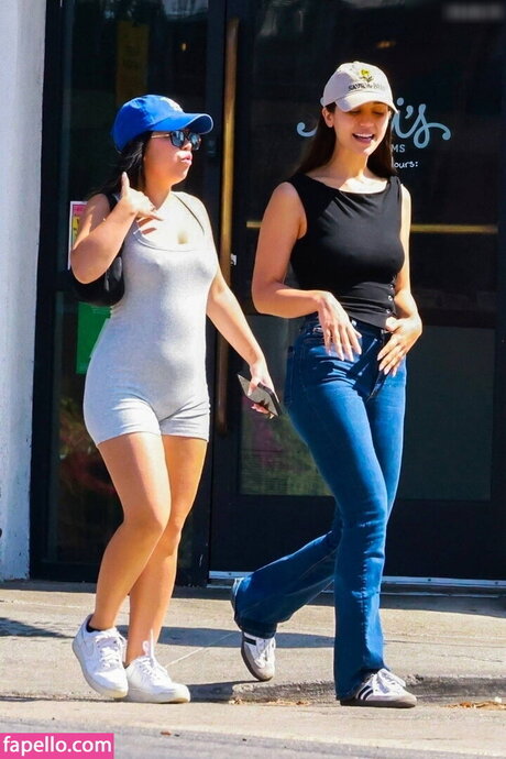 Caylee Cowan sex star photo