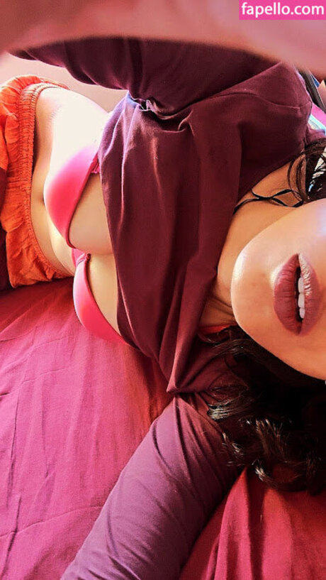 latina mom onlyfans pornos images