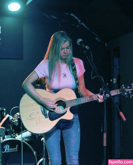 Zoe Clarke beautiful star photo