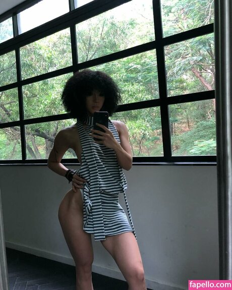 Xiang is nude pornstar gallery