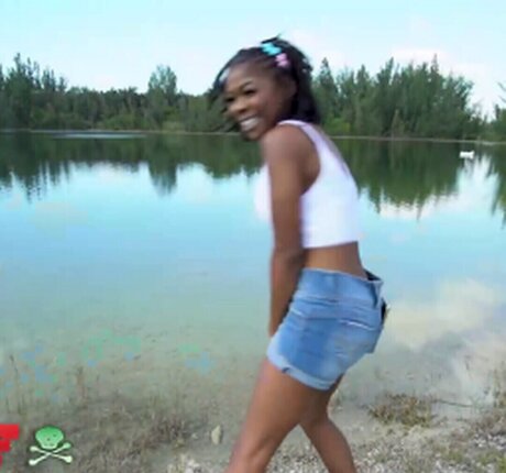 Hazel Grace adult star images