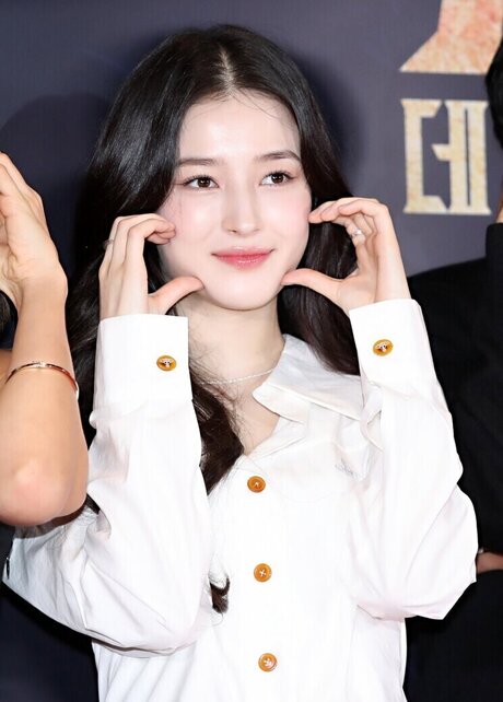 Nancy Momoland sex star img