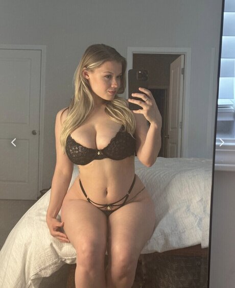 Erin Nicole pornstar beautiful galleries