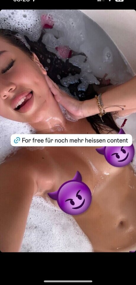 Vanessajolie pretty model pic