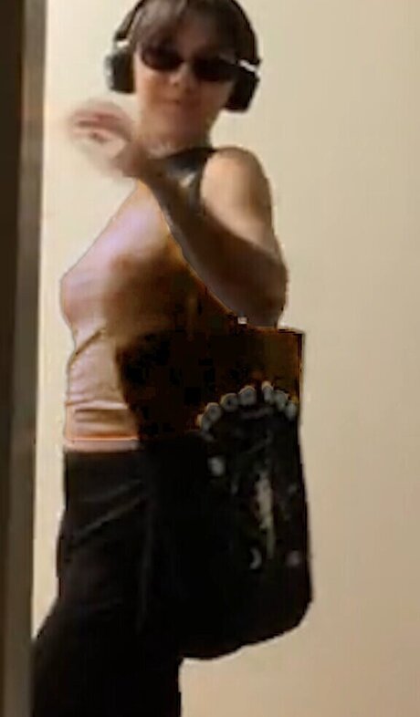 Dylan Troesken pornstar high quality pictures