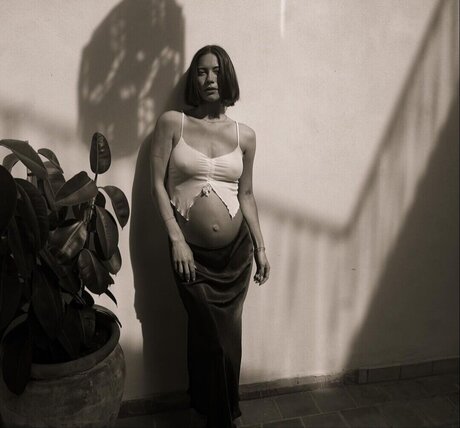 Jennifer Lange hot star galleries