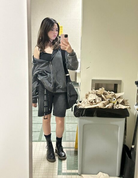 Sidsityttv pornographic star pics