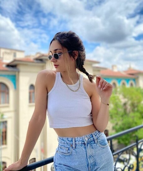 zeynepsedefaydemir model exclusive galleries