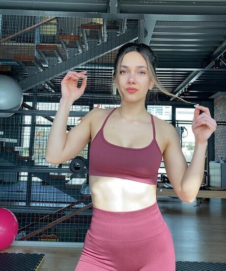 zeynepsedefaydemir nude pornstar image