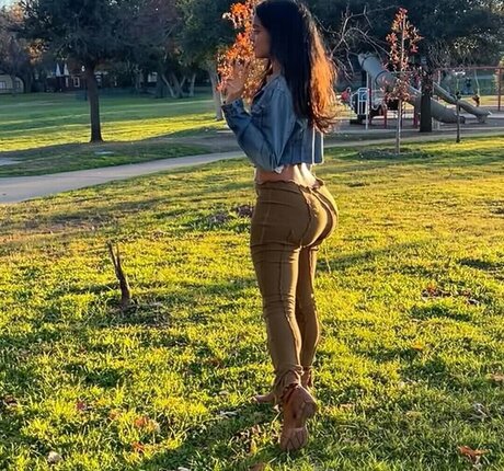 African Booty Meat model art archive