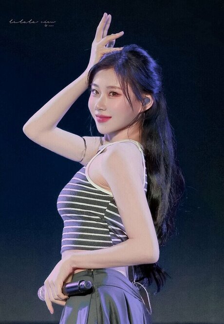 Chaeryeong star exclusive image