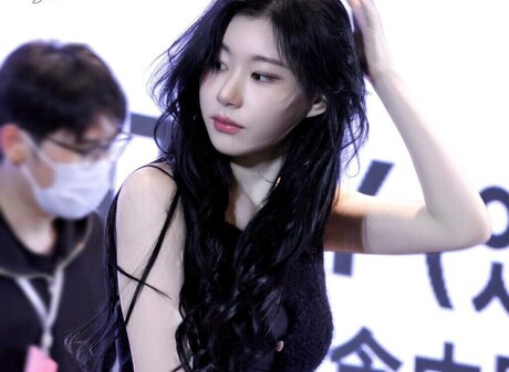 Chaeryeong model erotic img