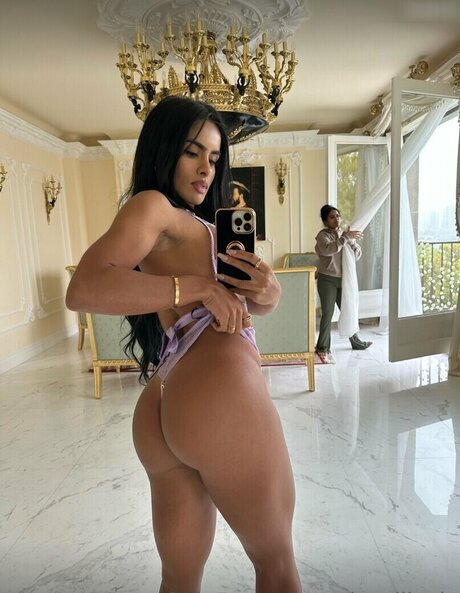 Priscilla Aqilla hot model img