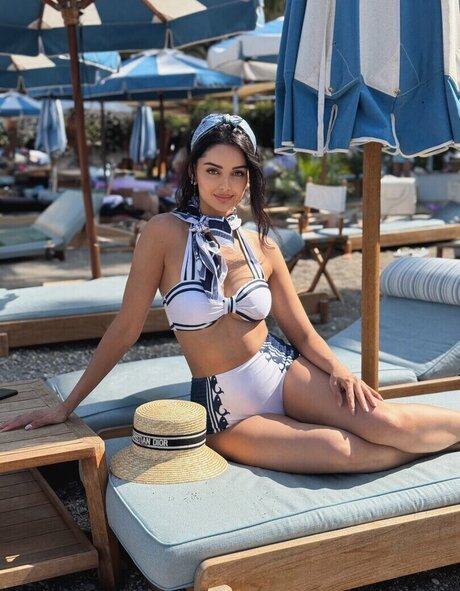 Mahlagha Jaberi free actress gallery